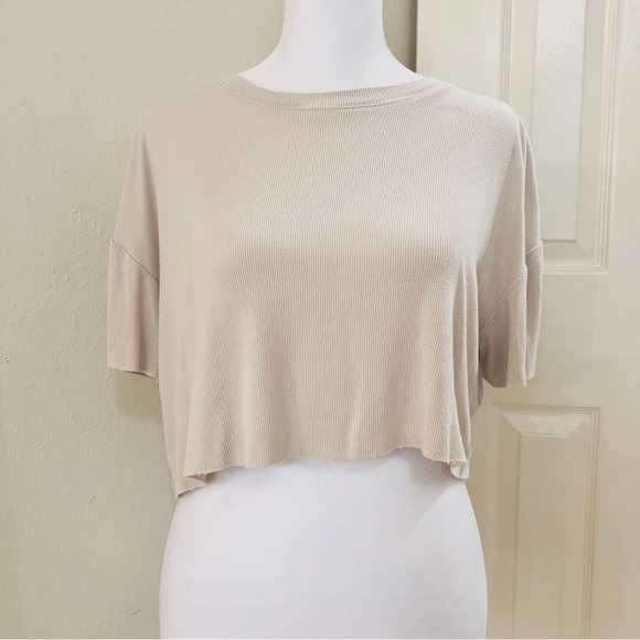 UO Cream Boxy Stretchy Soft Crop Top - Picture 2 of 6